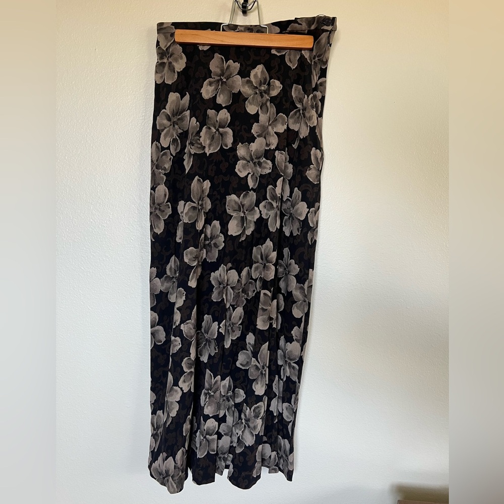 Vintage Jones Wear Floral Skirt